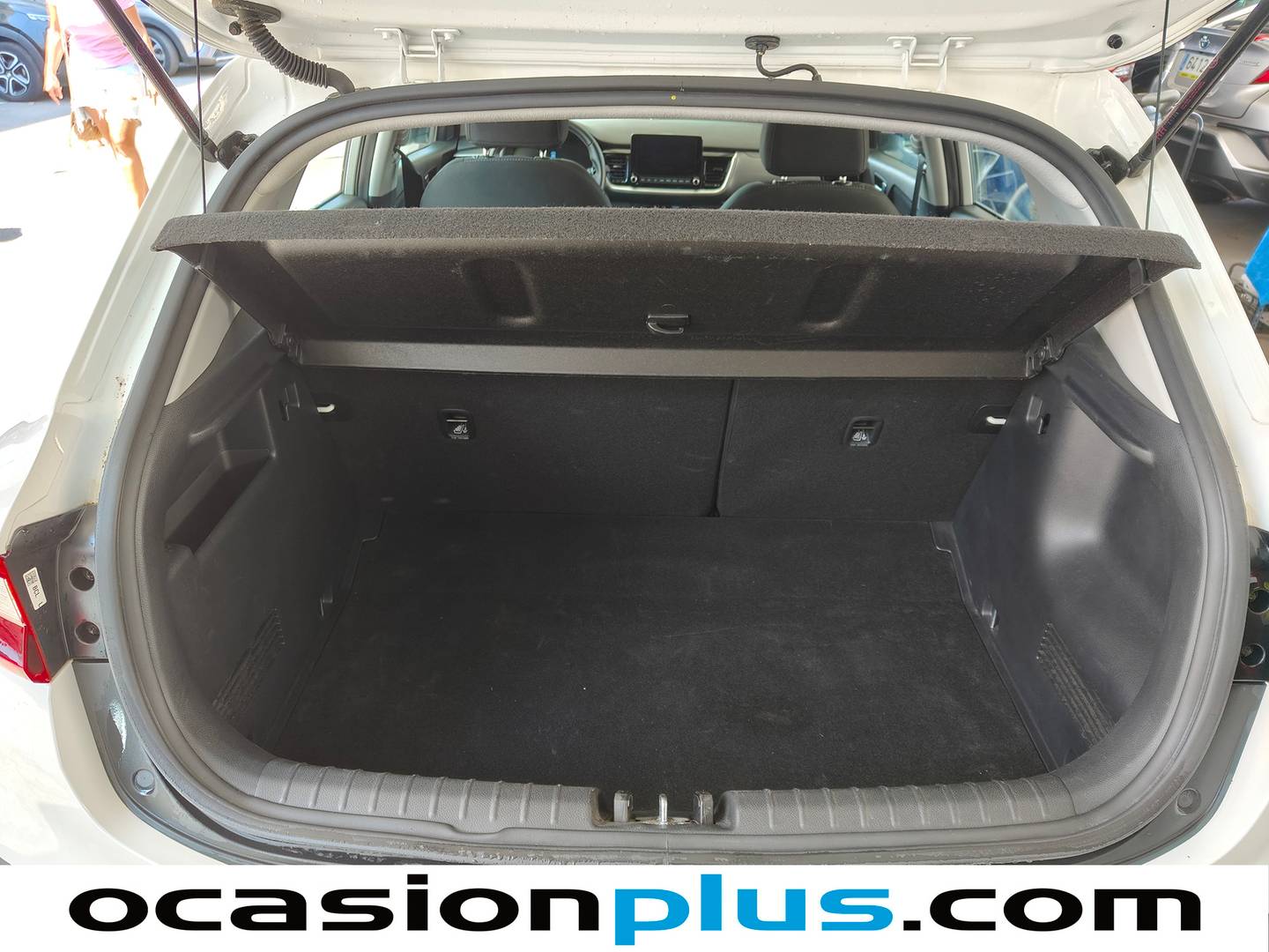 Fotos maletero KIA Stonic KIA Stonic 1.0 T-GDi MHEV Drive (100 CV)