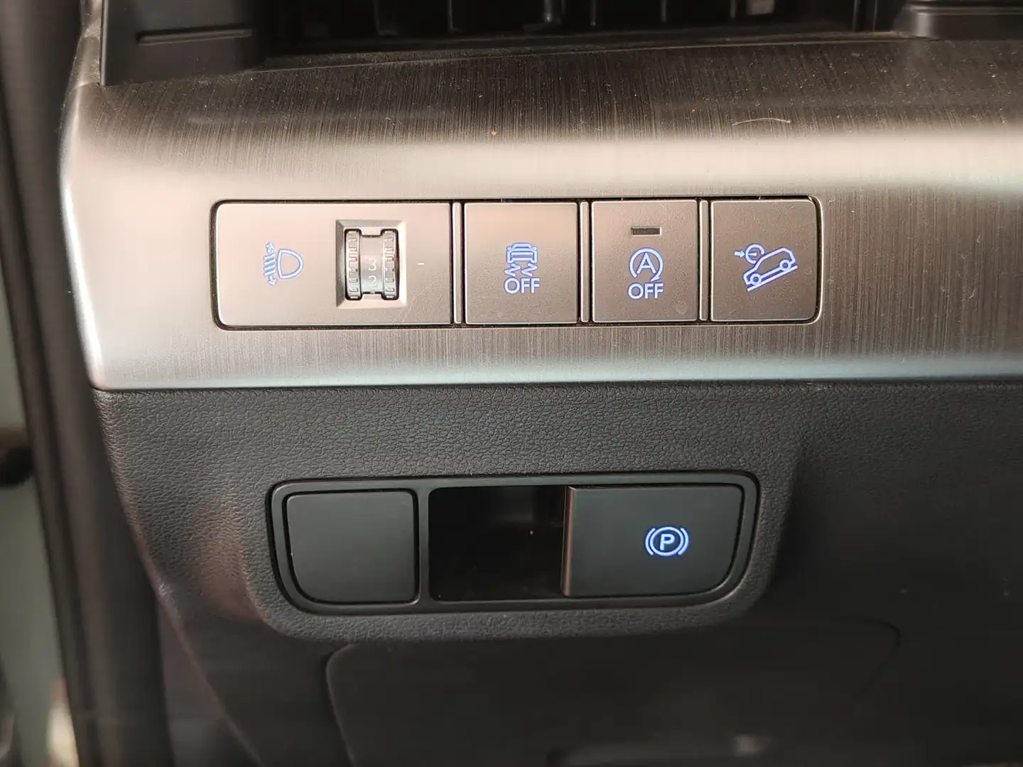 Foto Hyundai Kona Hyundai Kona 1.0 TGDi Maxx 4x2 DCT (120 CV)