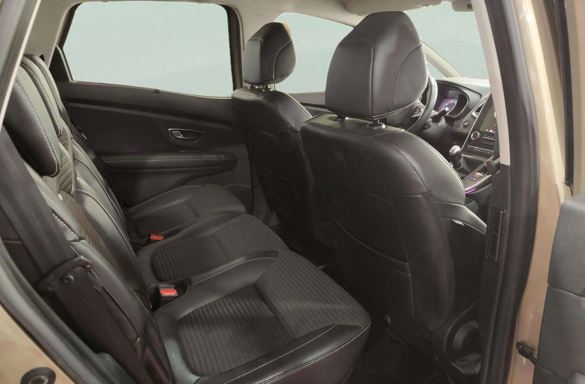 Renault Scénic Zen TCe GPF - foto 20