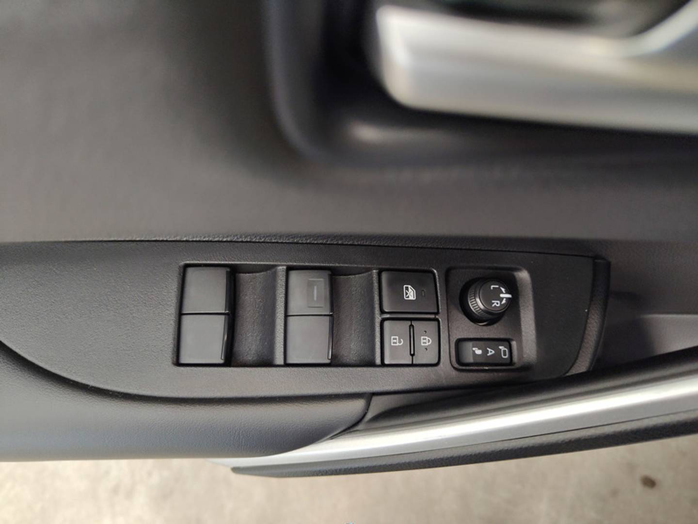 Foto Toyota Corolla Cross Toyota Corolla Cross 2.0l Style Plus (197 CV)