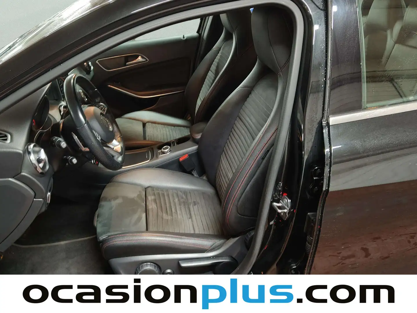 Foto Mercedes GLA Mercedes-Benz GLA GLA 200 d (136 CV) PACK AMG