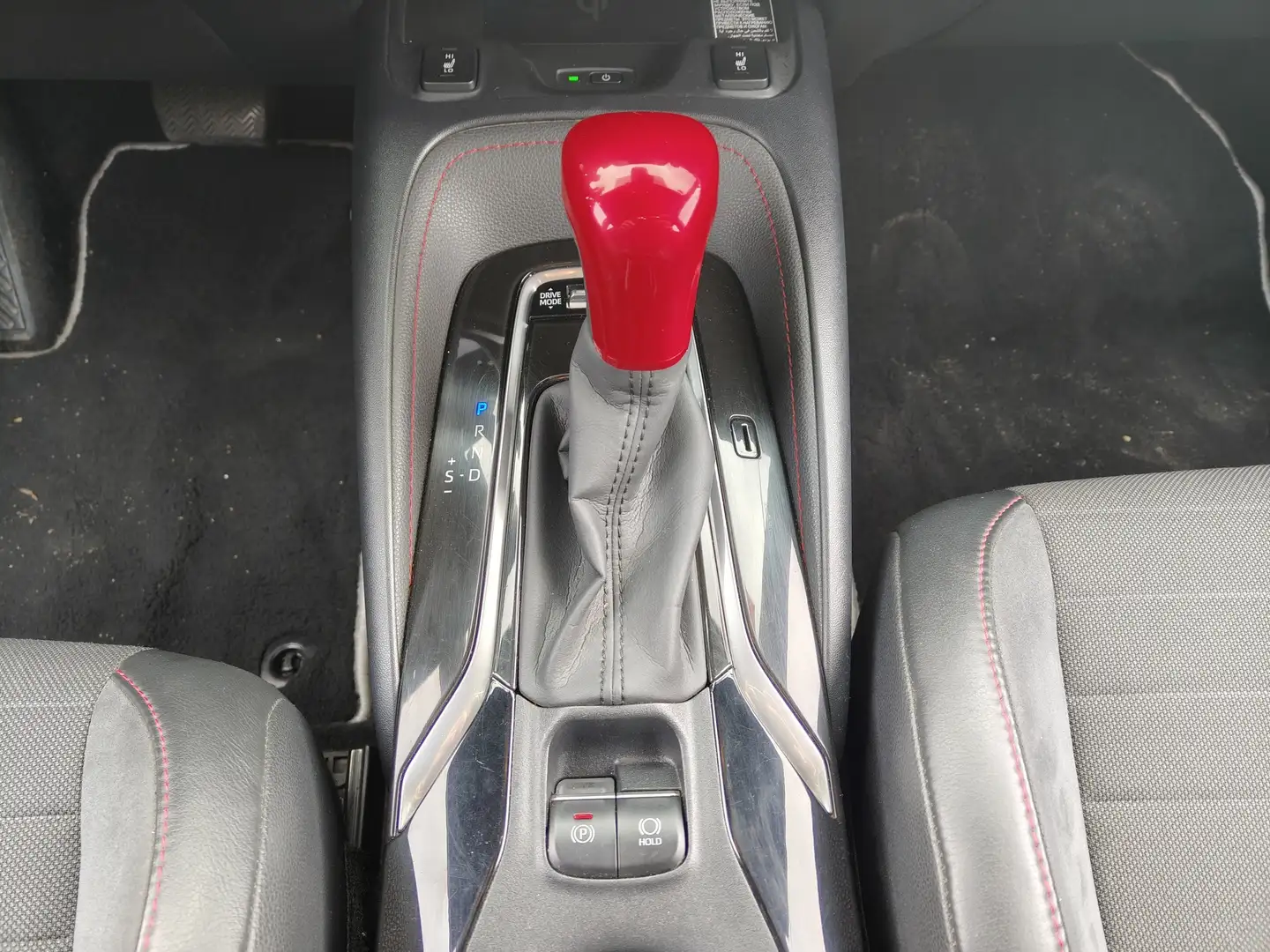 Foto Toyota Corolla Toyota Corolla 180H Advance E-CVT (180 CV)