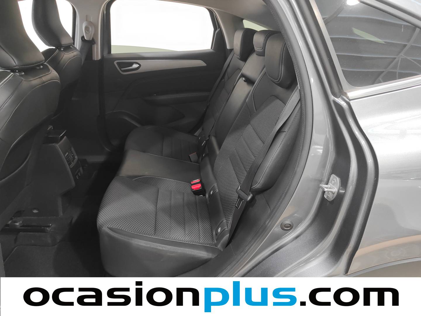 Foto asientos traseros Renault Arkana Renault Arkana Techno E-Tech full hybrid (145 CV)