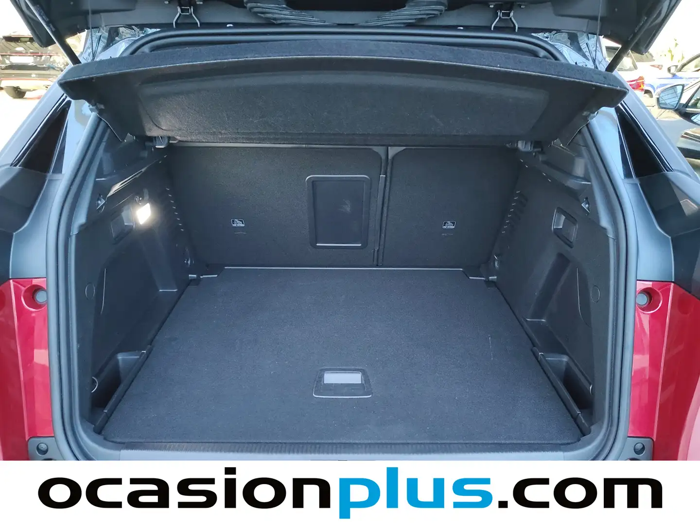 Foto Peugeot 3008 Peugeot 3008 PureTech 130 S&S GT Line (130 CV)