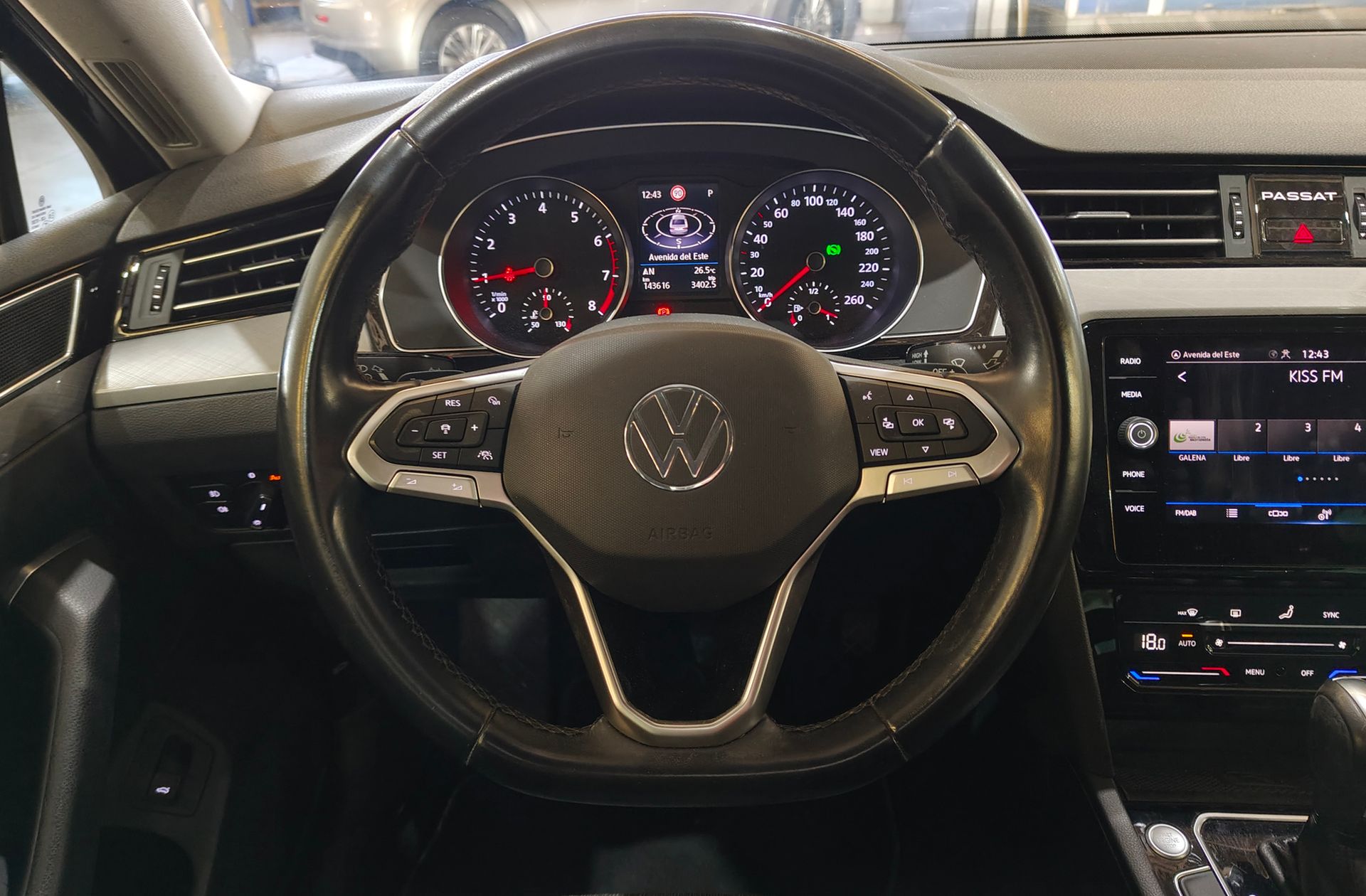 Volkswagen Passat Executive 1.5 TSI DSG - foto 27