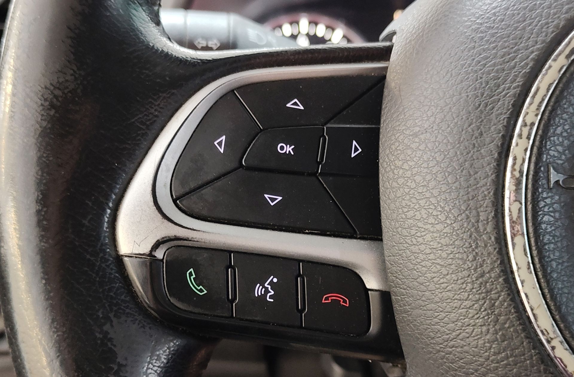 Jeep Renegade 1.4 MultiAir Longitude 4x2 - foto 22