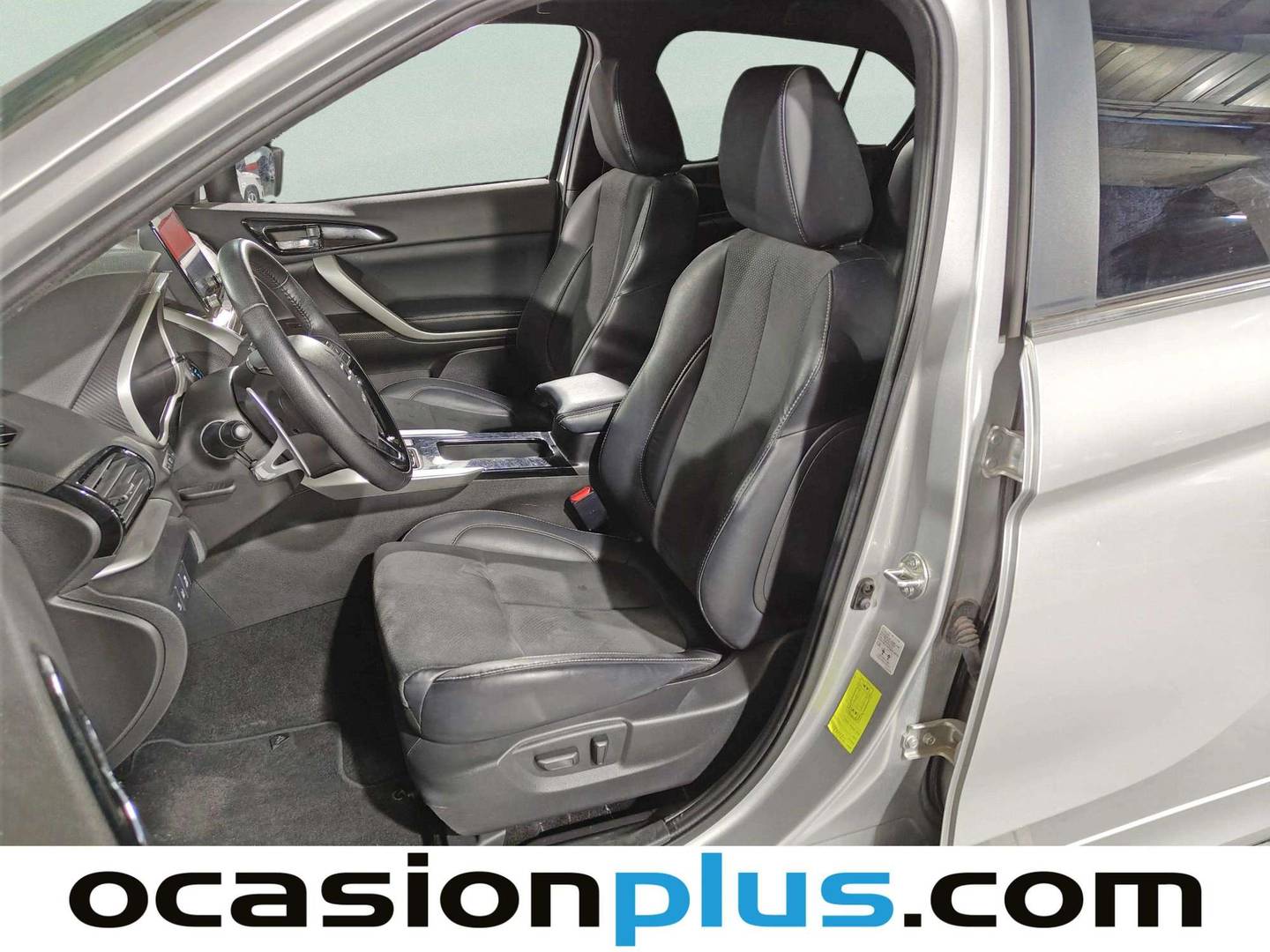 Foto Mitsubishi Eclipse Cross Mitsubishi Eclipse Cross 2.4 PHEV Kaiteki 4WD Auto (188 CV)