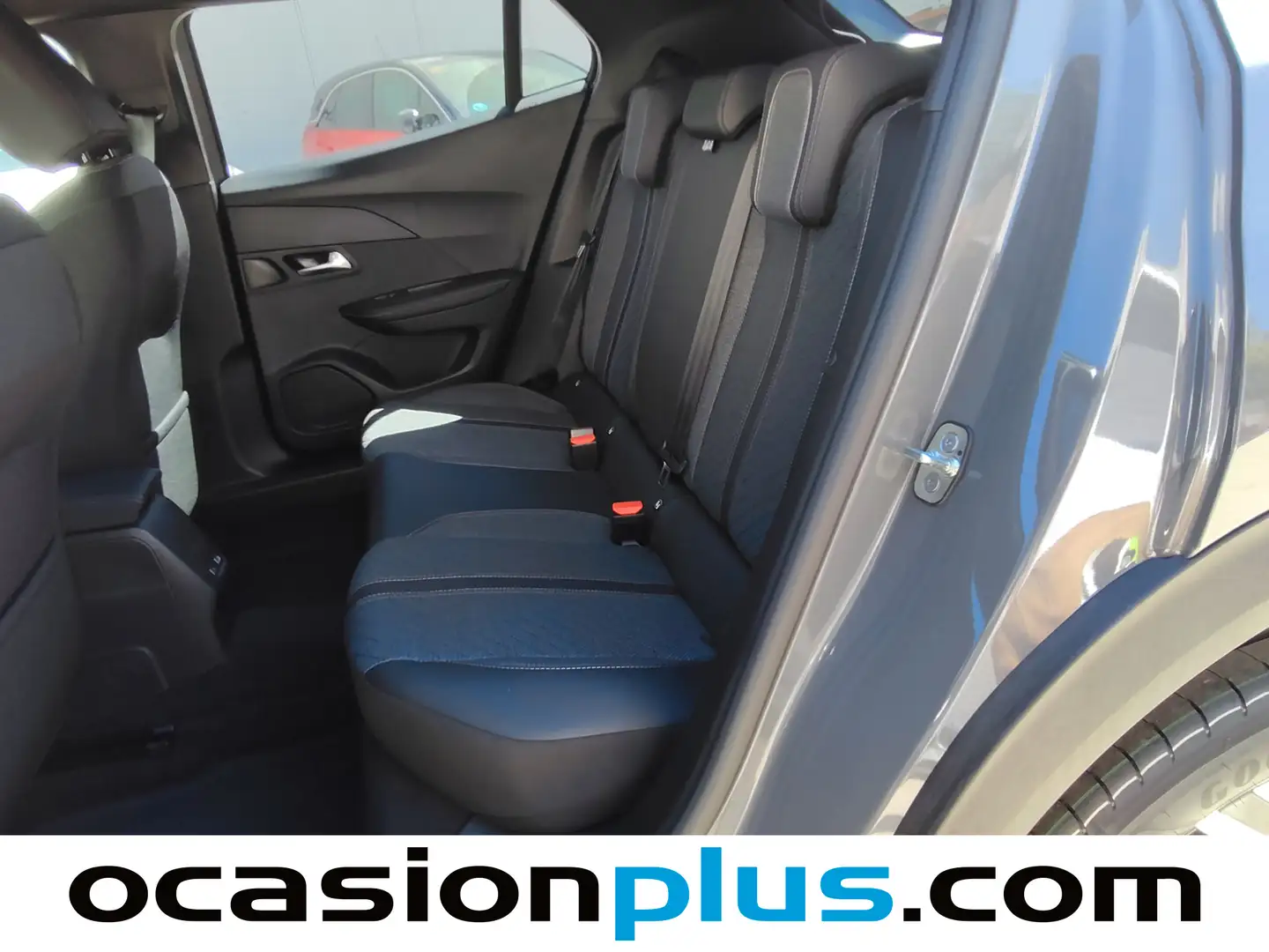 Foto Peugeot 2008 Peugeot 2008 PureTech 100 S&S Allure (100 CV)