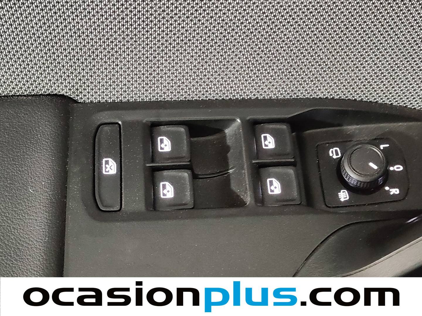 Seat León Seat León 1.5 eTSI Style 25 Aniversario DSG (116 CV) seminuevo