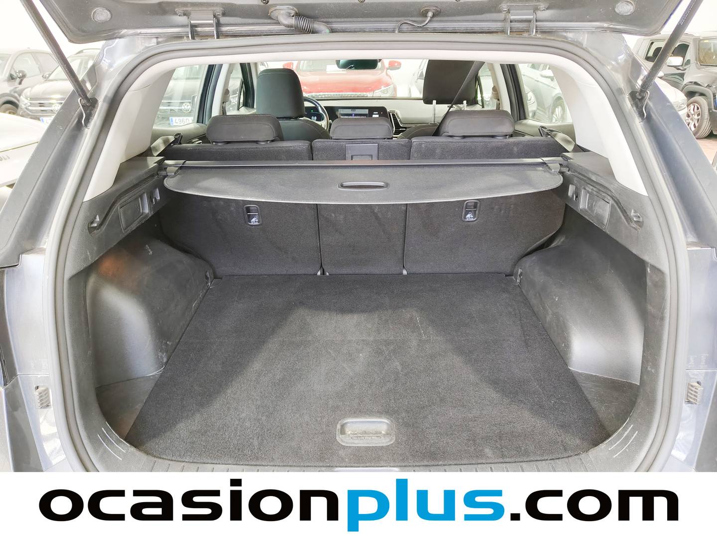 Foto KIA Sportage Kia Sportage 1.6 CRDi MHEV Business 4x2 (136 CV)