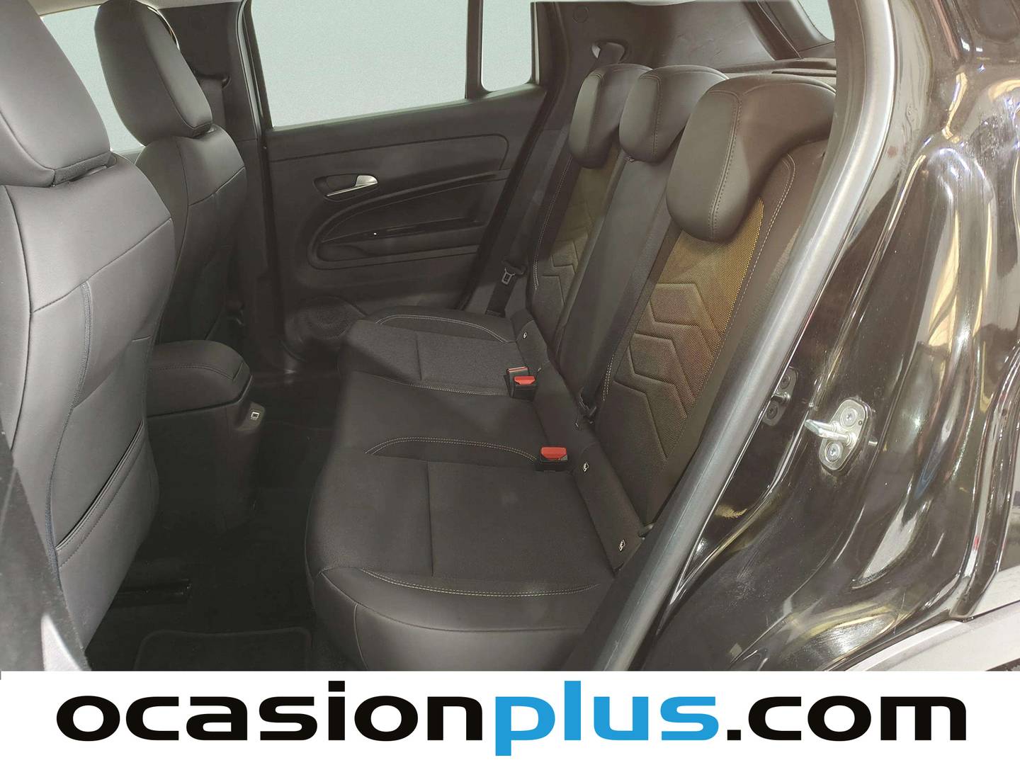Foto asientos traseros Jeep Avenger Jeep Avenger 1.2 G Summit (100 CV)
