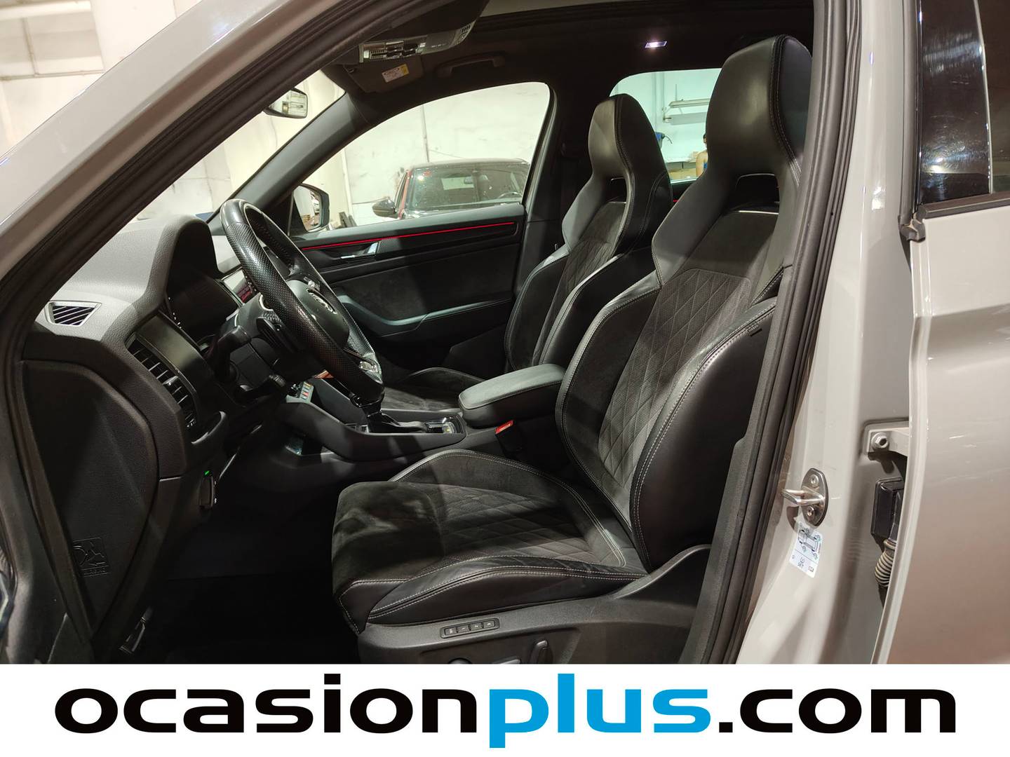 Foto asientos delanteros Skoda Kodiaq Skoda Kodiaq 2.0 TDI Sportline 4x2 DSG (150 CV)