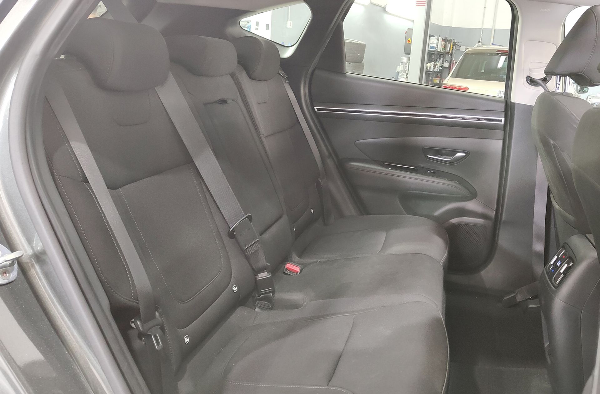 Hyundai Tucson 1.6 T-GDi PHEV Tecno Sky 4x4 - foto 19
