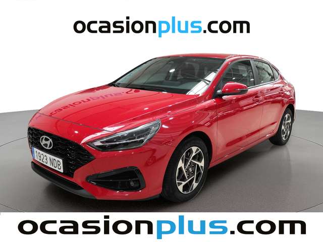 Hyundai i30 Fastback 1.0 TGDI 48V Klass (100 CV) de segunda mano