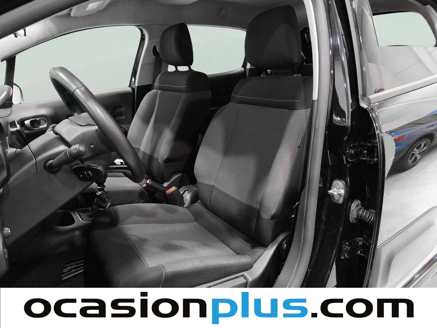 Foto asientos delanteros Citroën C3 Citroën C3 PureTech 83 S&S Max (83 CV)