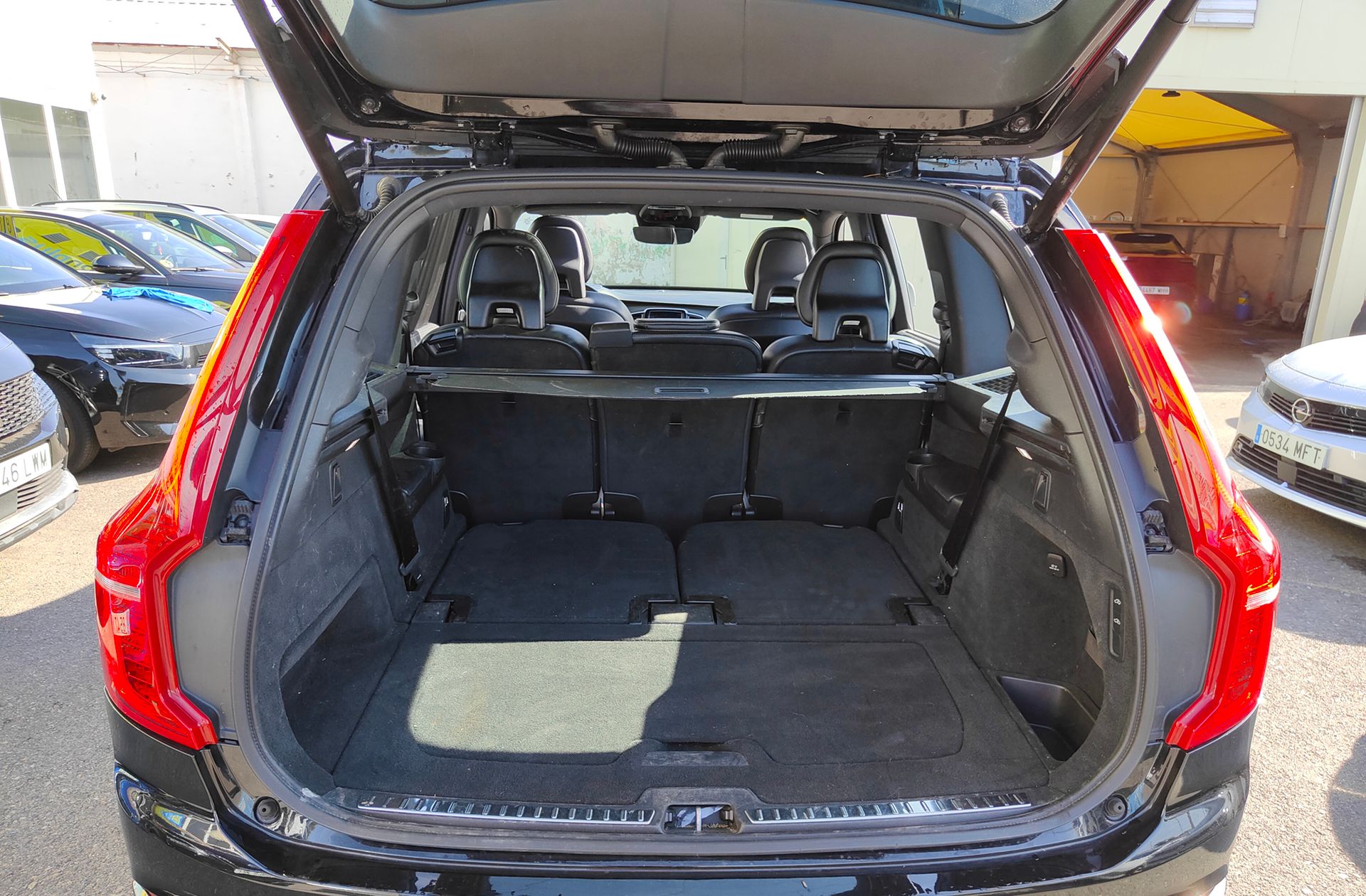 Volvo XC90 D5 R-Design AWD 7 plazas - foto 20