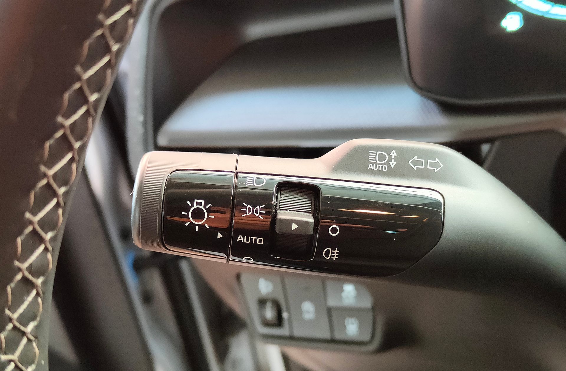 Kia Stonic 1.0 T-GDi MHEV Concept - foto 24