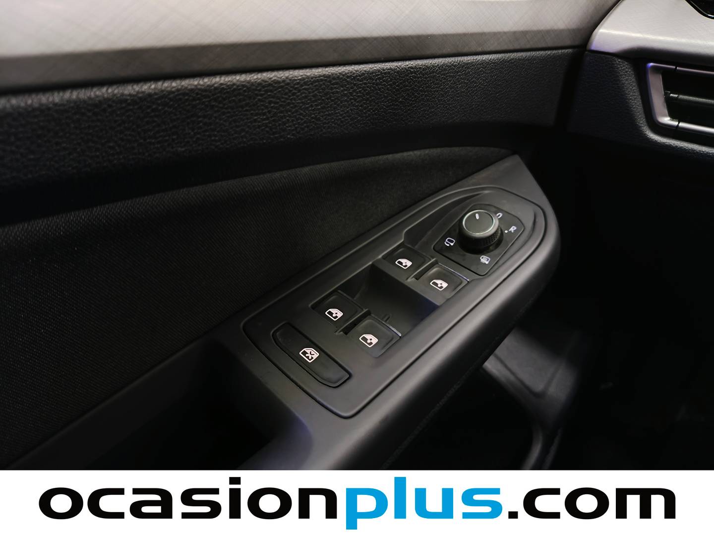 Foto Volkswagen Golf Volkswagen Golf Life 1.0 TSI (110 CV)