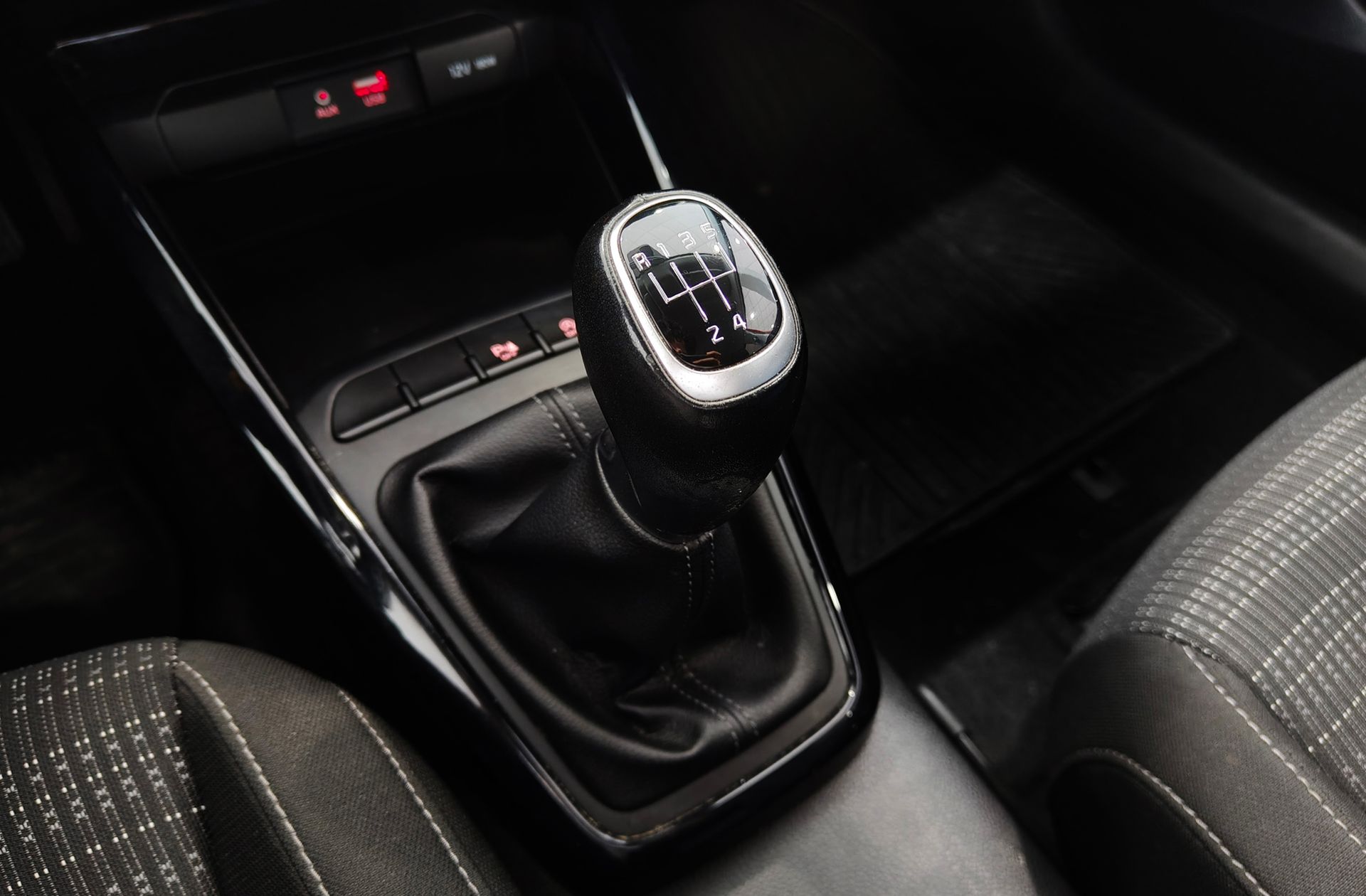 Kia Stonic 1.0 T-GDi Drive - foto 5