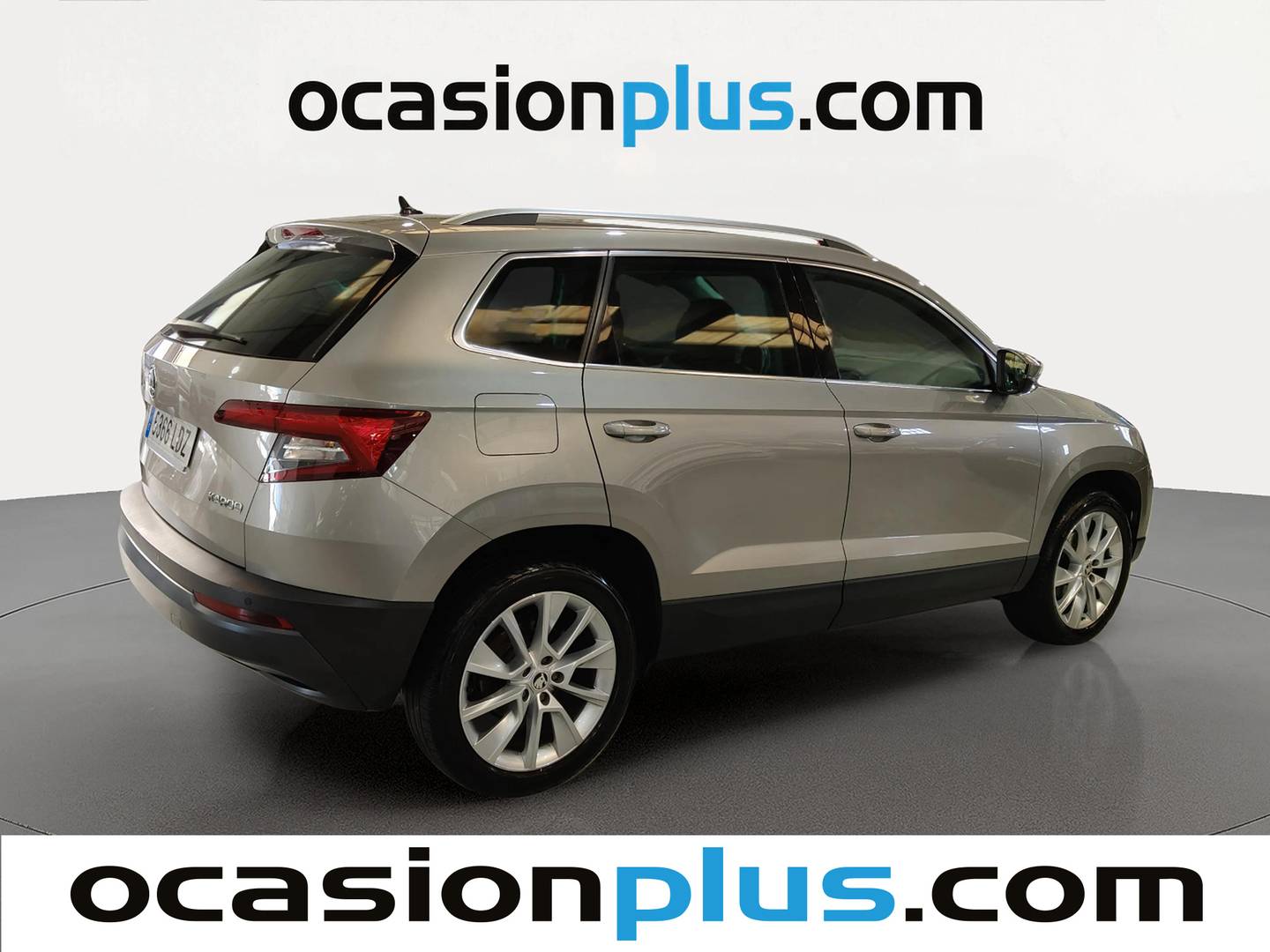 Foto trasera Skoda Karoq Skoda Karoq 1.5 TSI ACT Style DSG (150 CV) derecha