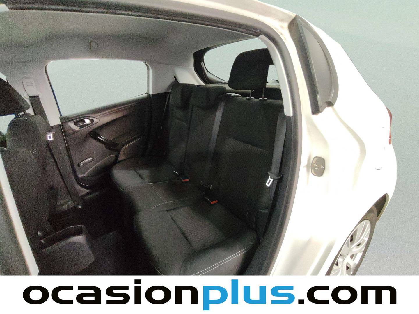 Foto asientos traseros Peugeot 208 Peugeot 208 1.2 PureTech Active (82 CV)
