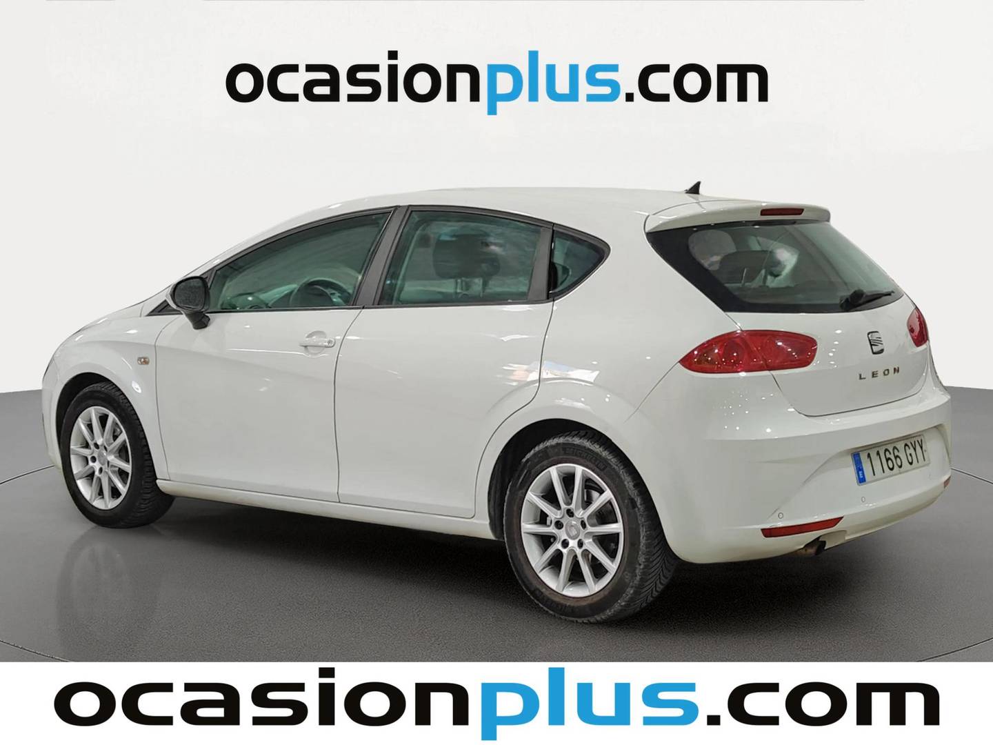 Foto trasera Seat León Seat León 1.6 TDI Style (105 CV) izquierda