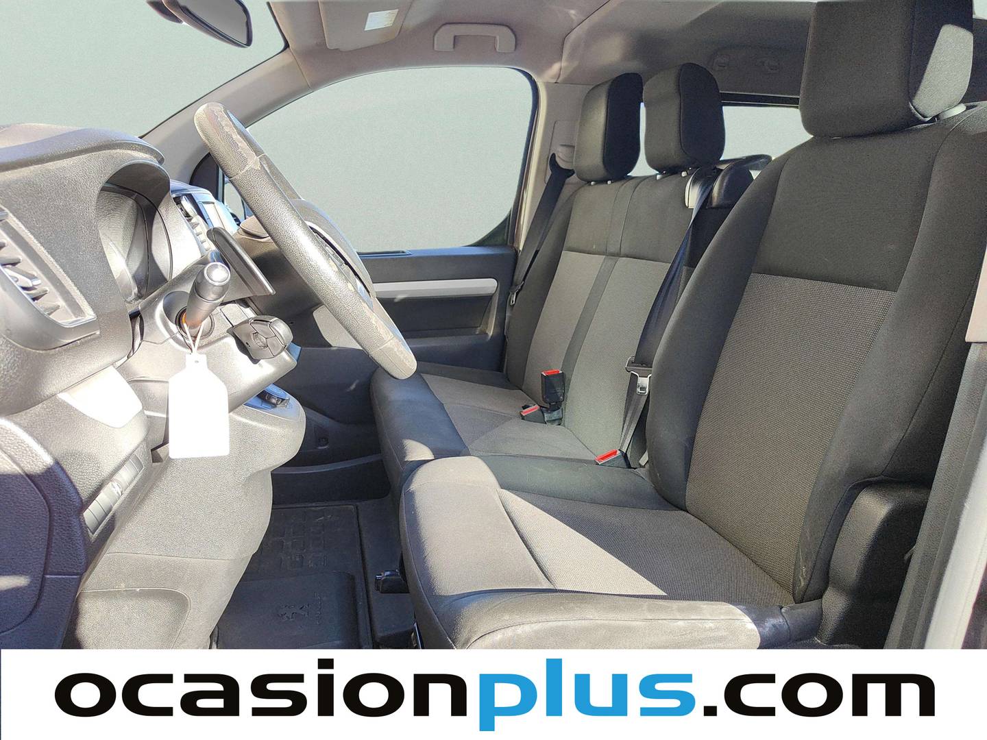 Foto asientos delanteros Peugeot Traveller Peugeot Traveller 2.0 BlueHDi Business Long EAT8 (180 CV) 8 Plazas
