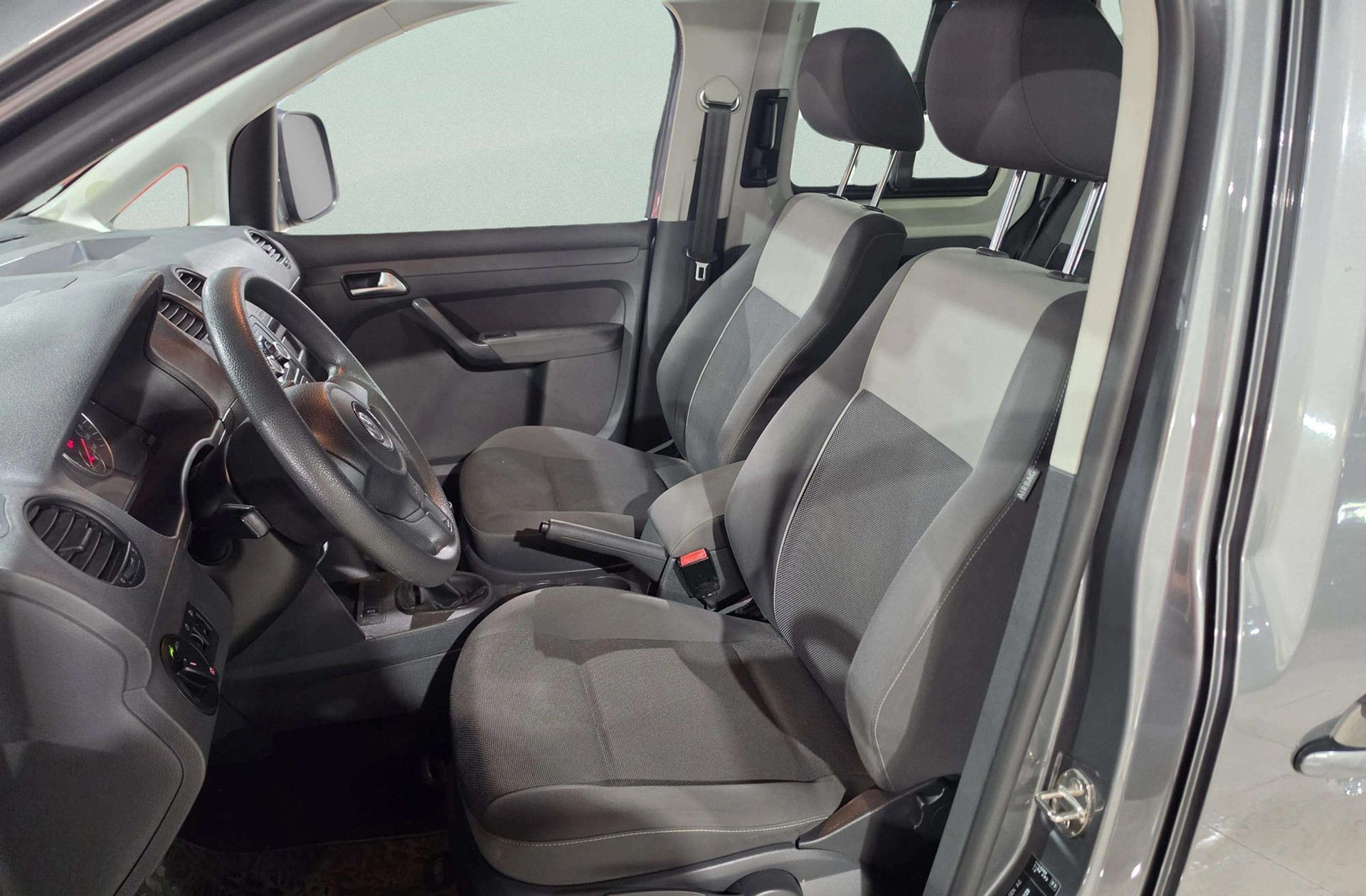 Volkswagen Caddy 1.6 TDI Kombi Trendline - foto 7