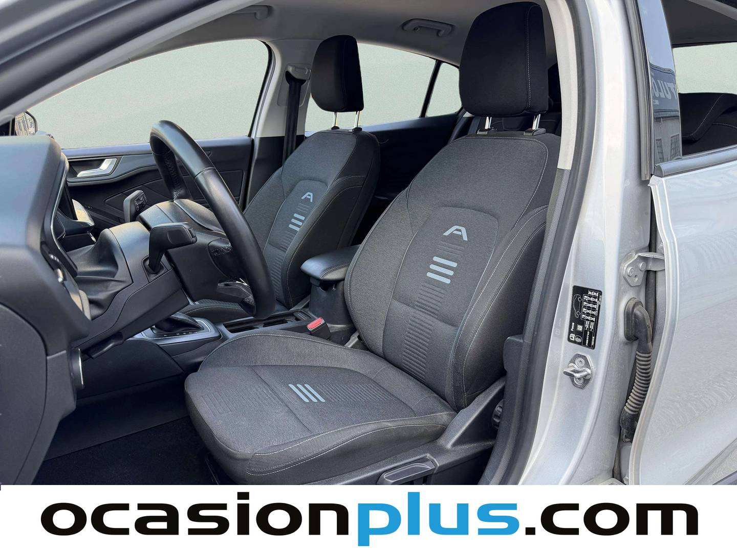 Foto asientos delanteros Ford Focus Ford Focus 1.0 Ecoboost MHEV Active Auto (155 CV)