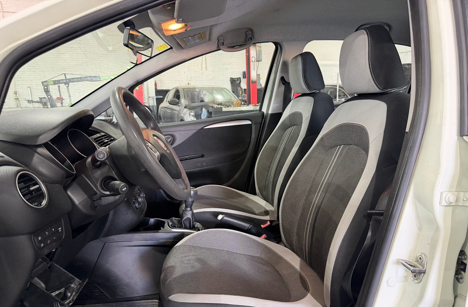 Fiat Punto 1.3 MultiJet Easy - foto 8