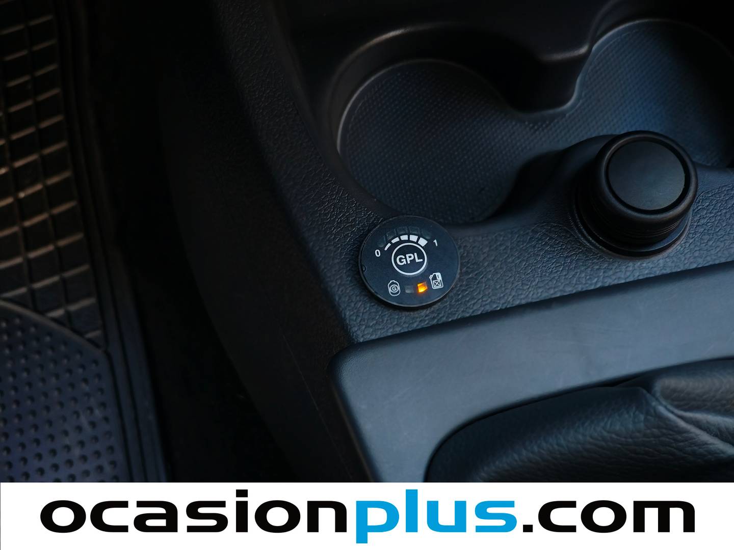 Equipamiento del Dacia Dokker Dacia Dokker Essential 1.6 ECO-G (109 CV)