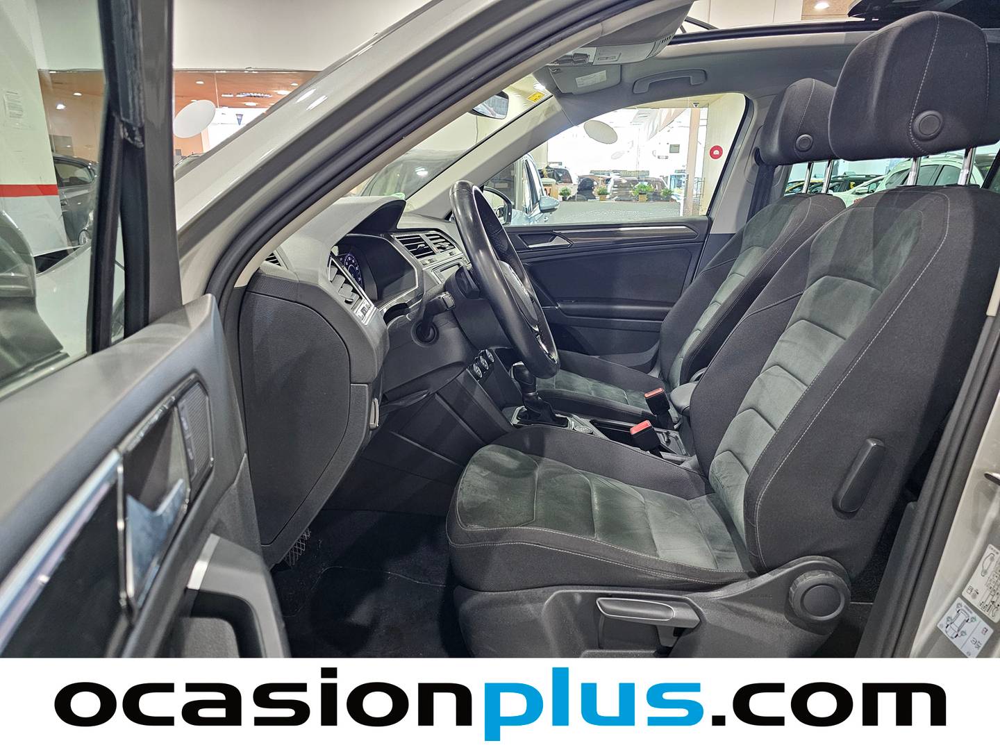 Foto Volkswagen Tiguan Volkswagen Tiguan Sport 2.0 TDI BMT 4Motion (190 CV) DSG