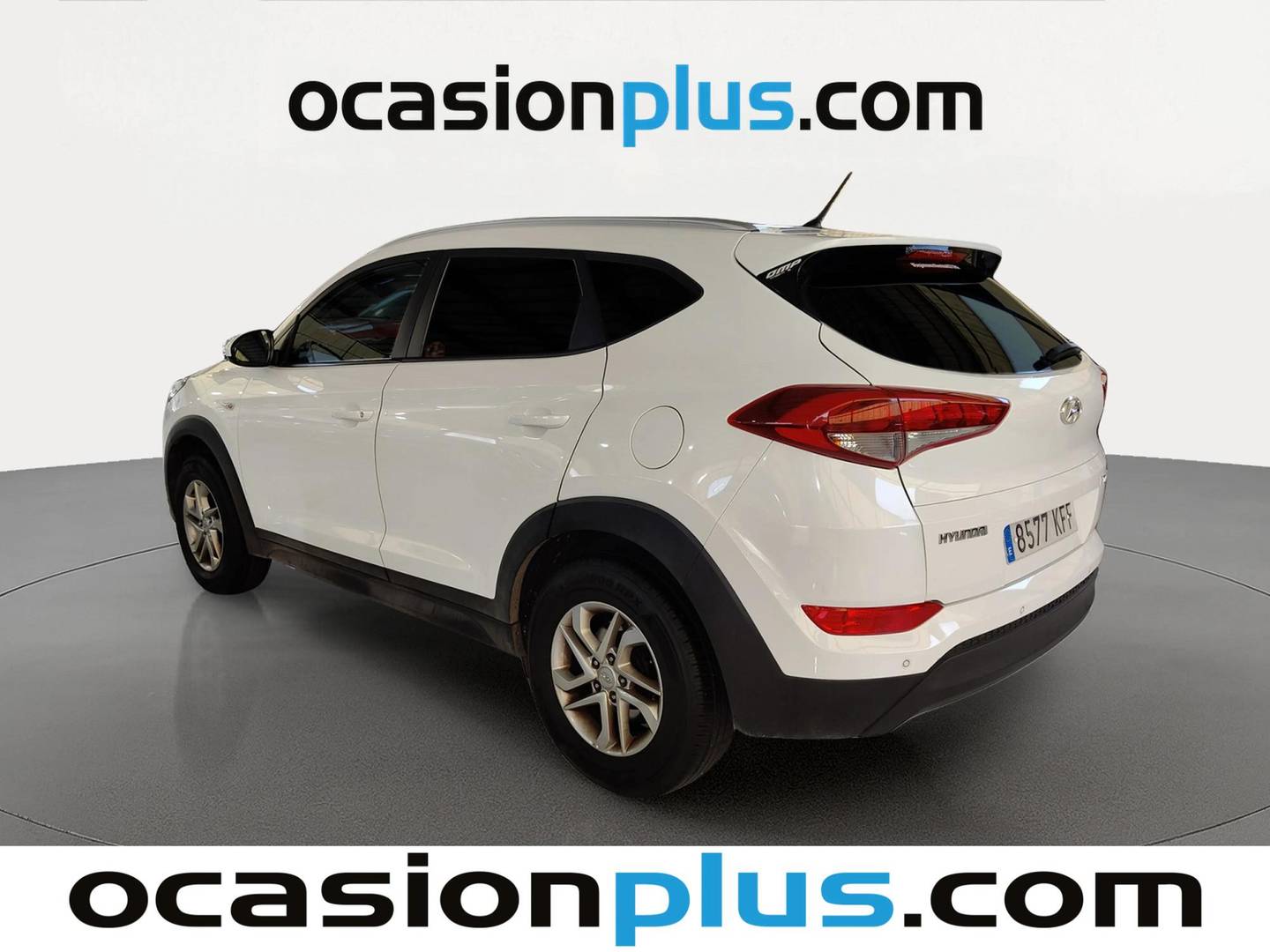 Foto trasera Hyundai Tucson Hyundai Tucson 1.6 GDI BlueDrive Essence 4x2 (131 CV) izquierda