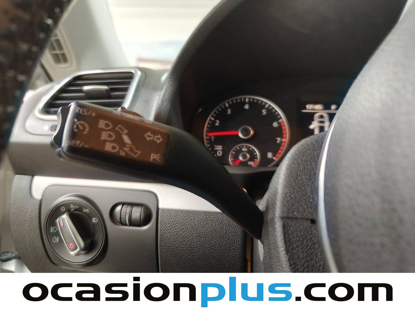 Extras del Volkswagen Scirocco Volkswagen Scirocco 1.4 TSI DSG (160 CV)