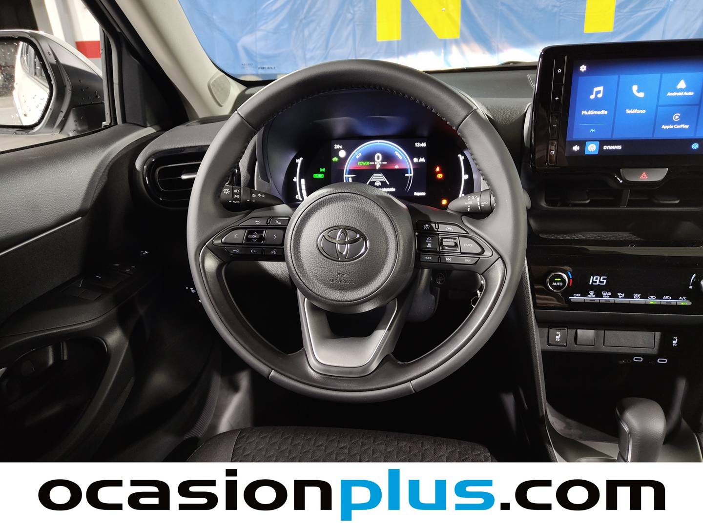 Foto Toyota Yaris Cross Toyota Yaris Cross 120H Business Plus (116 CV)