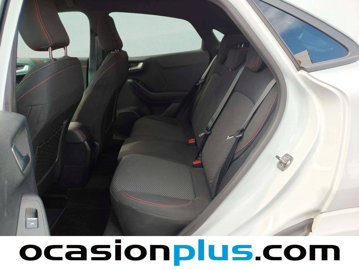 Foto asientos traseros Ford Puma Ford Puma 1.0 EcoBoost MHEV ST-Line Design (125 CV)