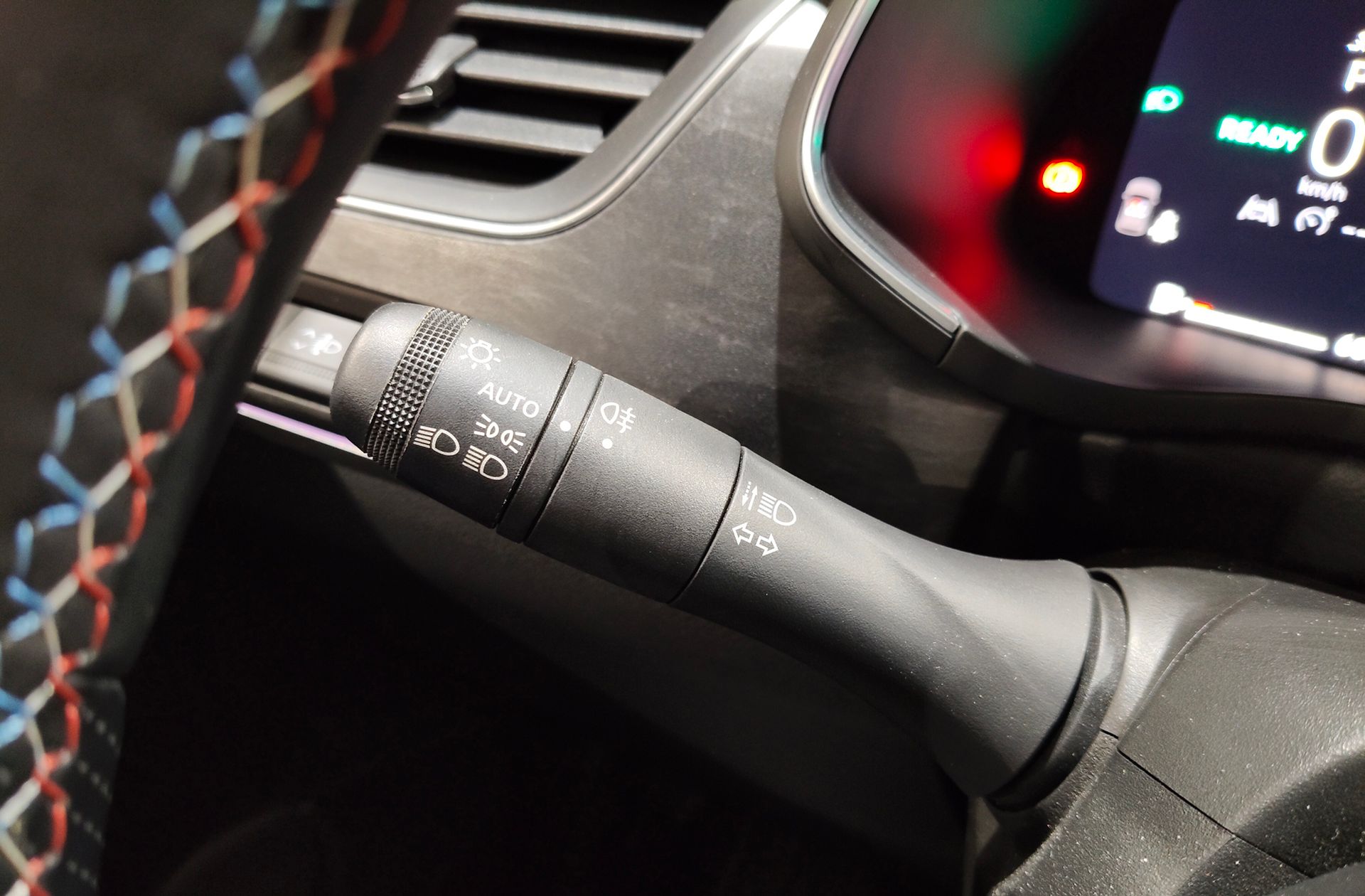 Renault Arkana Esprit Alpine E-Tech Híbrido - foto 28