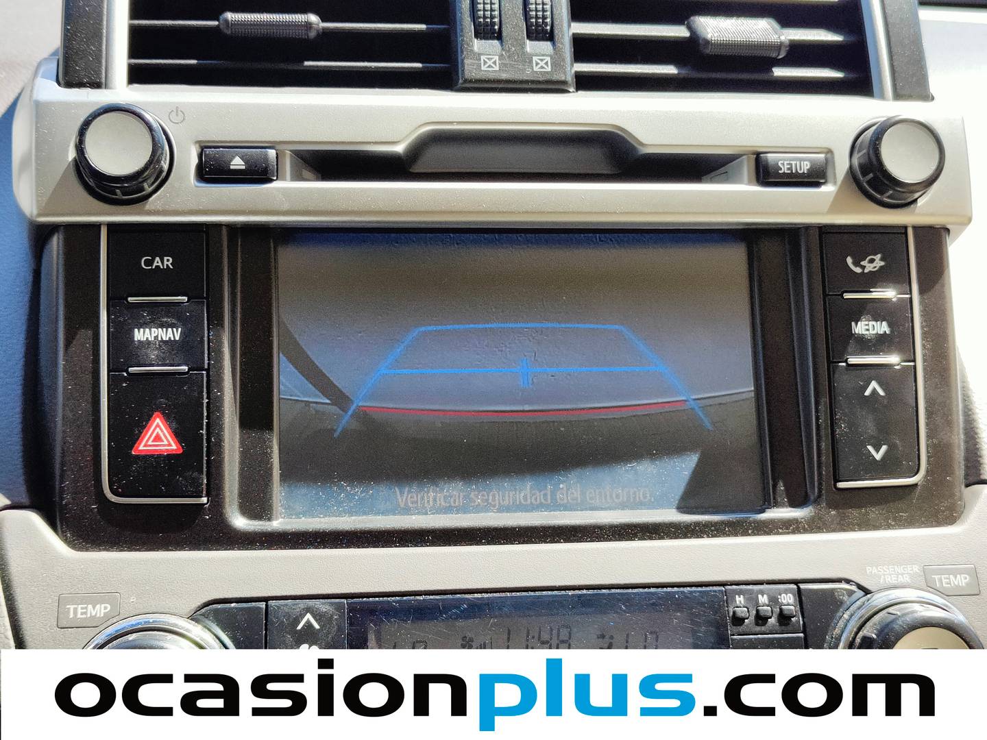 Equipamiento del Toyota Land Cruiser Toyota Land Cruiser 2.8 D-4D VX Auto (177 CV) 7 Plazas