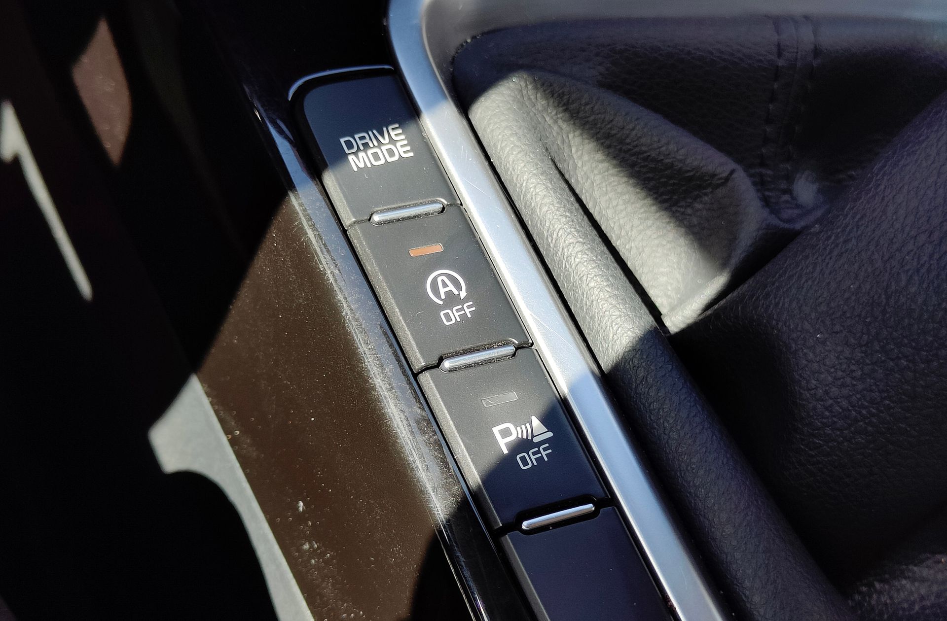 Kia XCeed 1.6 MHEV iMT Tech - foto 34