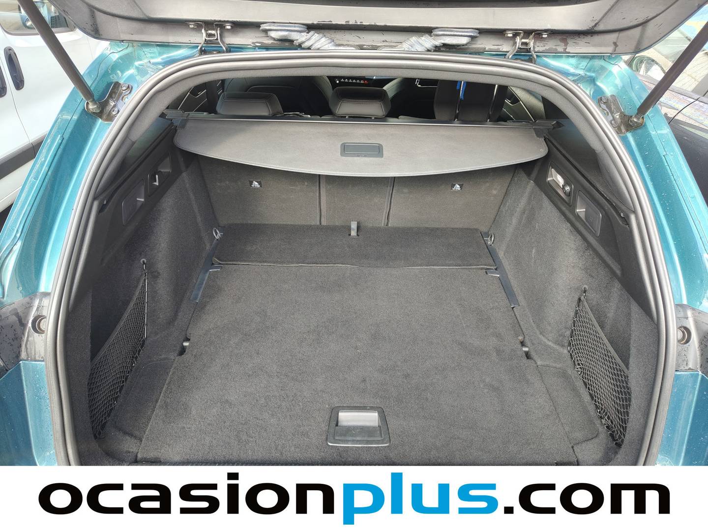 Foto Peugeot 308 Peugeot 308 SW PureTech 130 S&S GT EAT8 (130 CV)