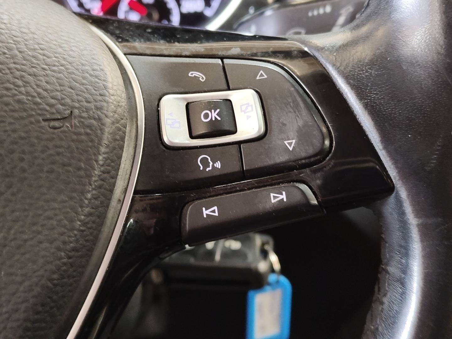 Foto Volkswagen Touran Volkswagen Touran Business 1.2 TSI (110 CV) 7 Plazas