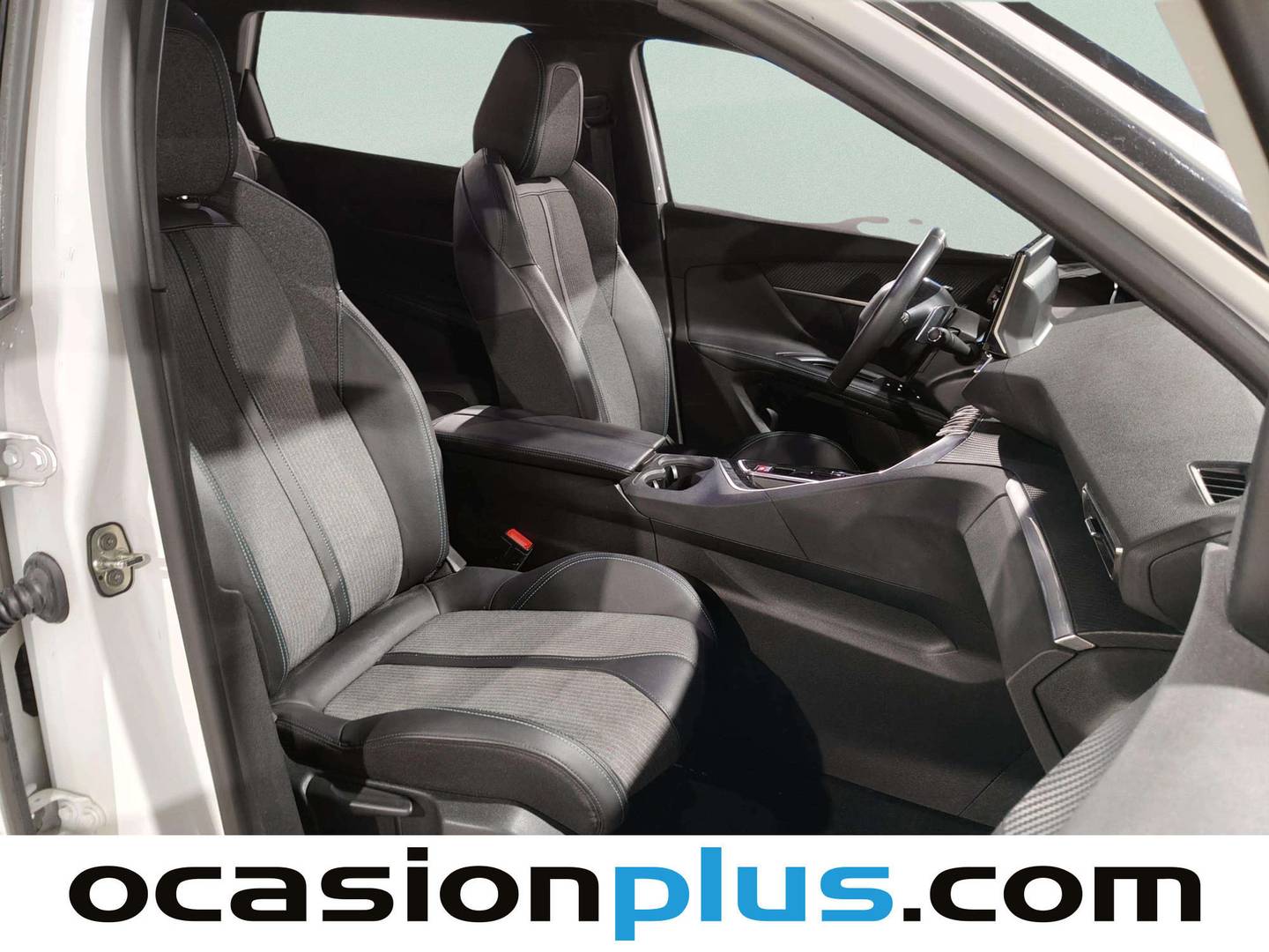 Peugeot 5008 Hybrid Peugeot 5008 Hybrid 1.2 Allure Pack eDCS6 (136 CV) 7 Plazas híbrido
