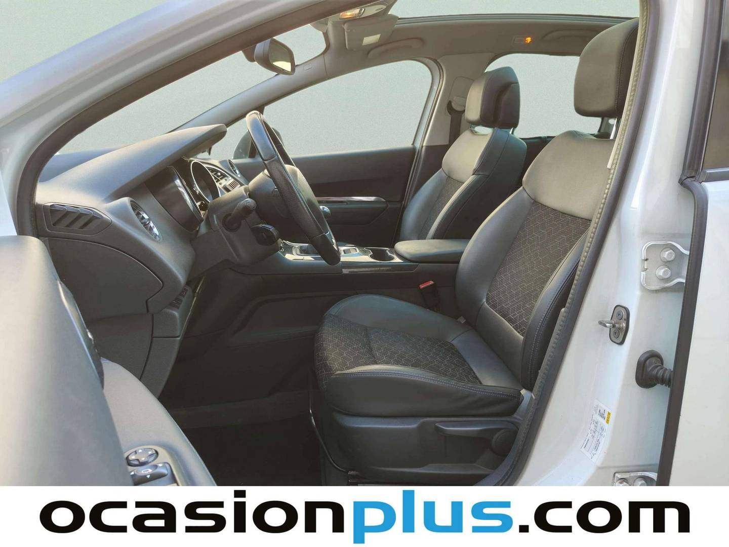 Foto asientos delanteros Peugeot 3008 Peugeot 3008 1.2 PureTech S&S Allure (130 CV)
