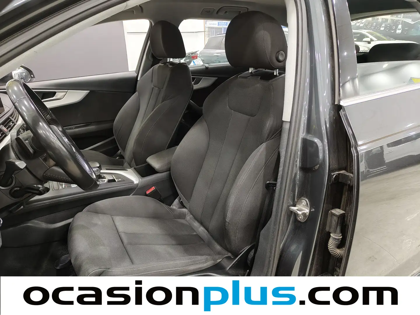 Foto Audi A4 Audi A4 Avant S line edition 2.0 TDI (150 CV) multitronic