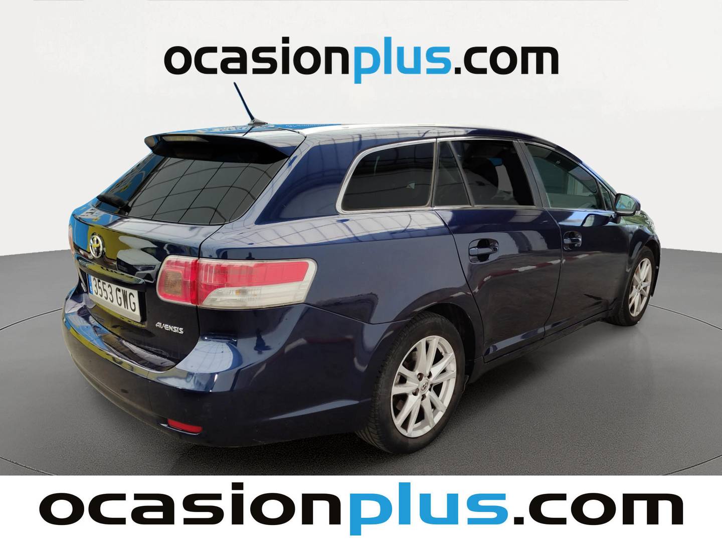 Foto trasera Toyota Avensis Toyota Avensis 2.2 D-4D Cross Sport Advance (150 CV) derecha