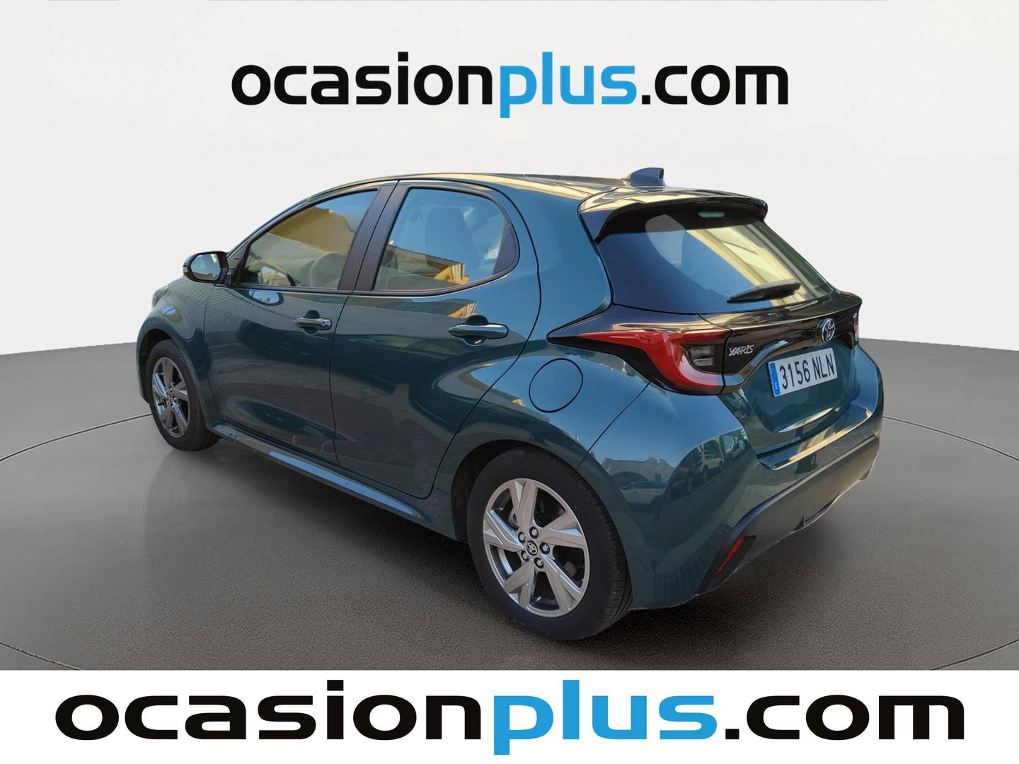 Foto trasera Toyota Yaris Toyota Yaris 120H Active Plus (116 CV) izquierda