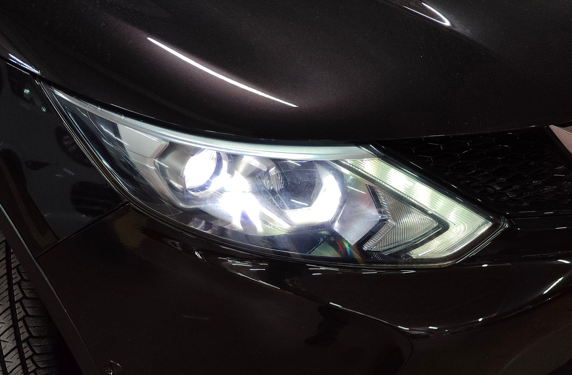 Nissan Qashqai DIG-T 115 Tekna 4x2 Xtronic - foto 15
