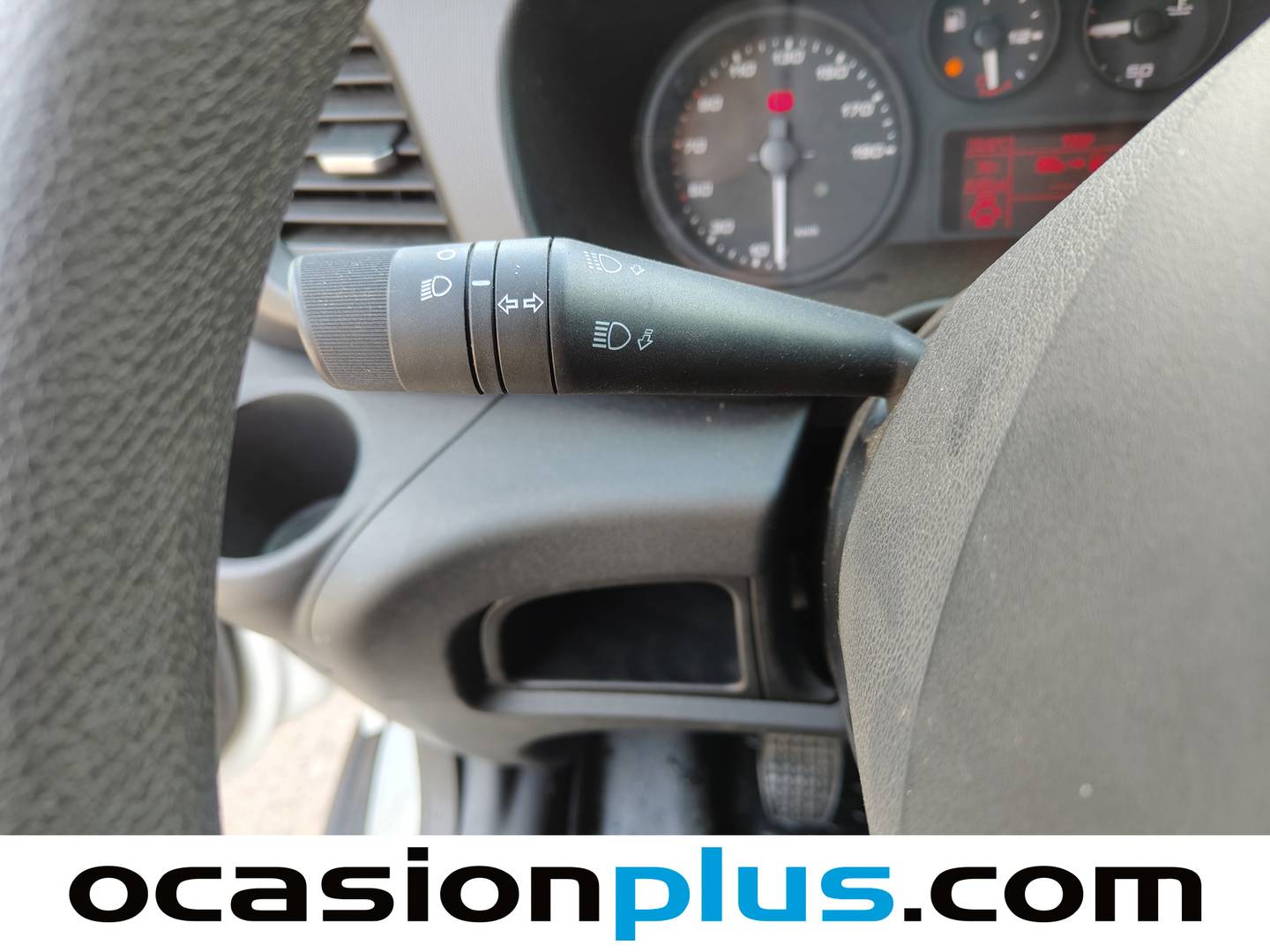 Foto Iveco Daily Iveco Daily Furgon 35S 16 H 4100/H2 (156 CV)