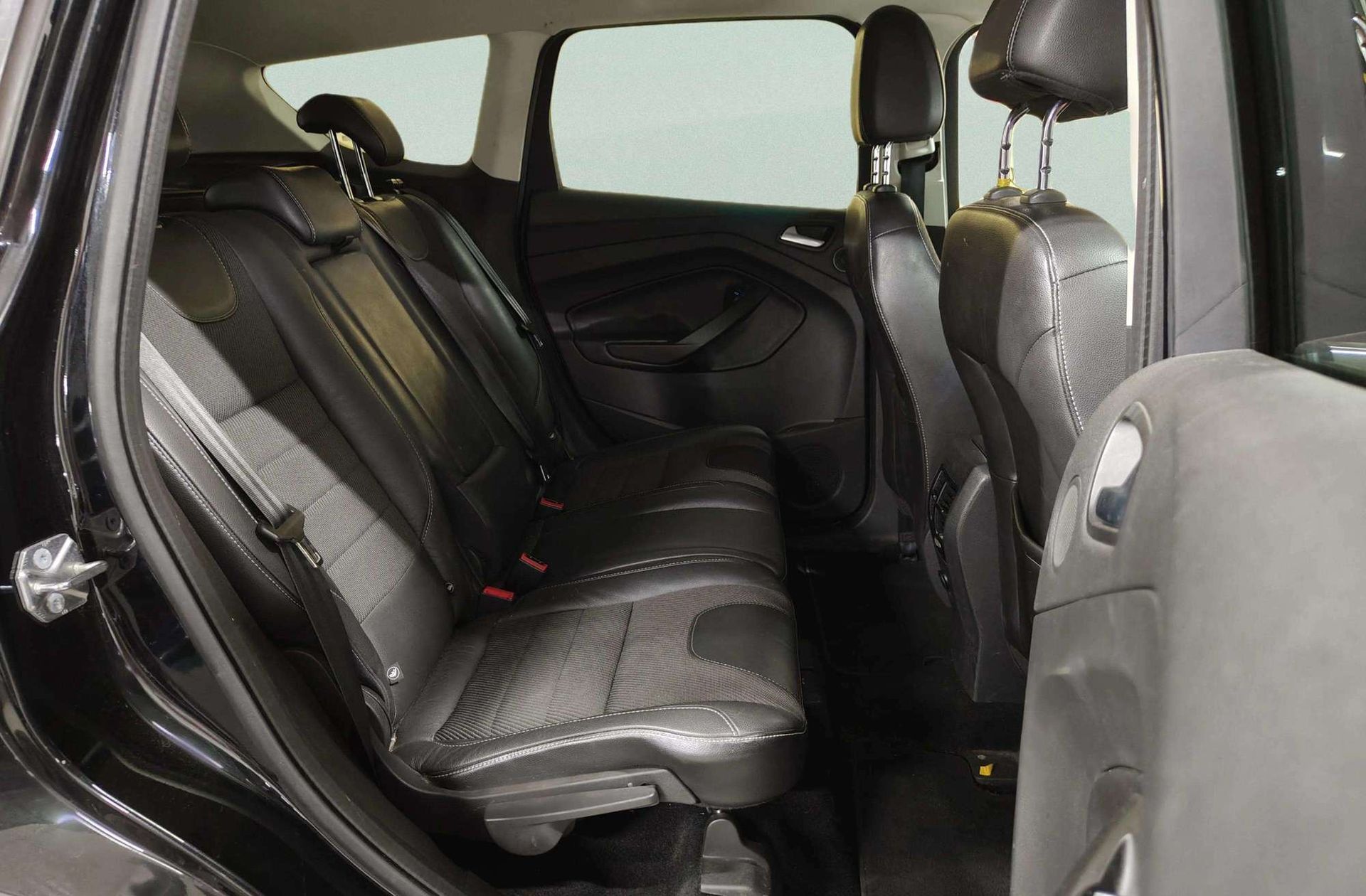 Ford Kuga 1.6 EcoBoost Titanium 4x2 - foto 20