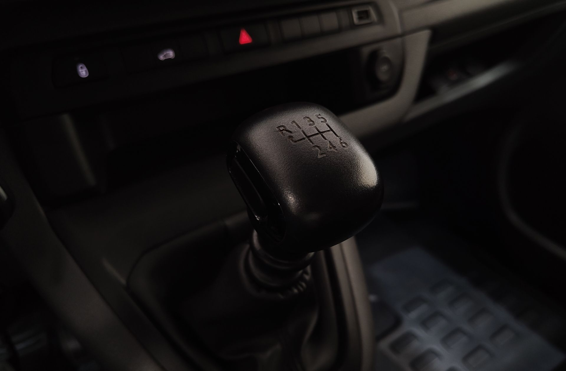 Peugeot Expert Furgon BlueHDi 100 Premium Standard - foto 5
